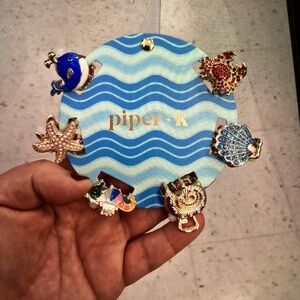 New Piper k mini hair claws- sea/ sea creatures-6 pieces